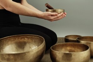singing-bowls-4762238_1280.jpg
